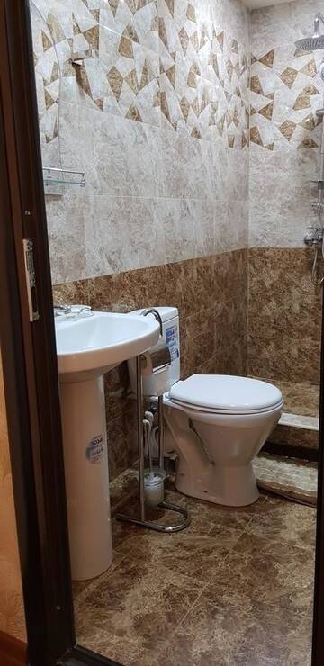 Фото номера Большой двухместный номер с 1 кроватью или 2 отдельными кроватями Отель Ahana Hotel г. Martuni 8