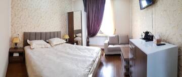 Фото номера Семейный двухместный номер с 1 кроватью Отель Ahana Hotel г. Martuni 2